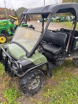 Main image John Deere Gator XUV 825i