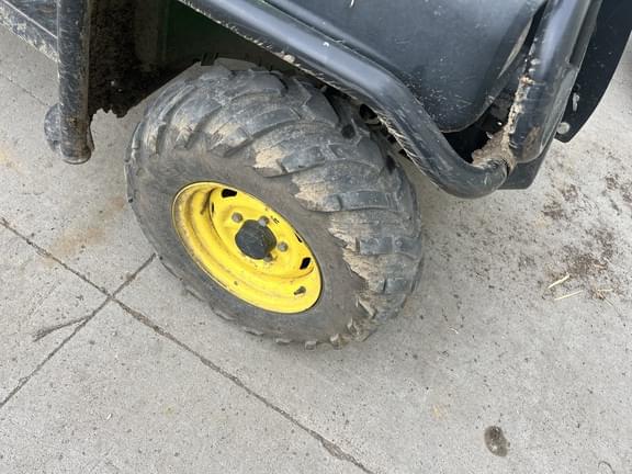 Image of John Deere Gator XUV 825i equipment image 3