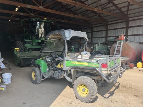Image of John Deere Gator XUV 825i Primary image