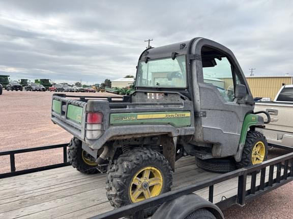 Image of John Deere Gator XUV 825i equipment image 2