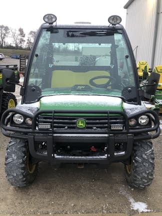 Main image John Deere Gator XUV 825i