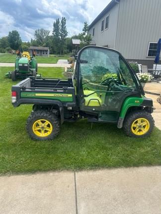 Image of John Deere Gator XUV 825i equipment image 4