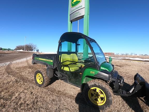2017 John Deere Gator XUV 825i Equipment Image0