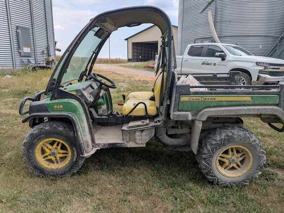 2017 John Deere Gator XUV 825i Equipment Image0
