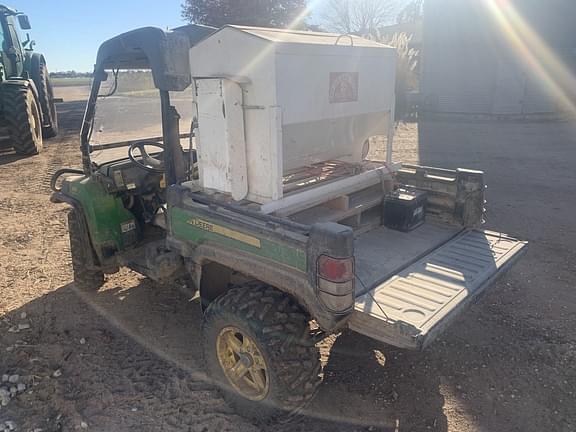 Image of John Deere Gator XUV 825i equipment image 2