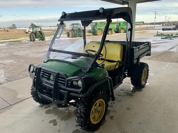 Image of John Deere Gator XUV 825i equipment image 2