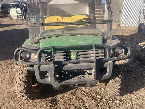 Image of John Deere Gator XUV 825i equipment image 4