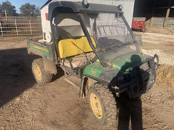 Image of John Deere Gator XUV 825i equipment image 1