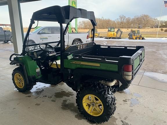 Image of John Deere Gator XUV 825i equipment image 4