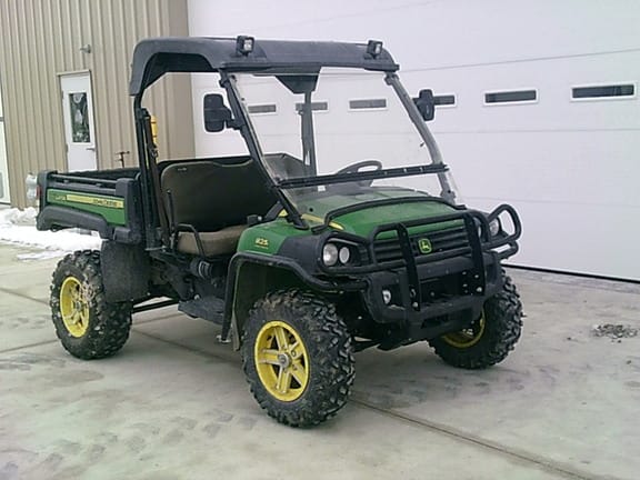 2017 John Deere Gator XUV 825i Equipment Image0