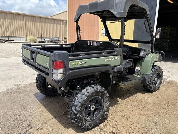 Image of John Deere Gator XUV 825i equipment image 3