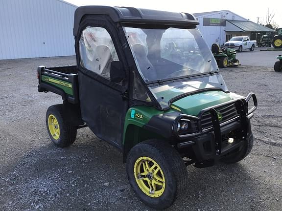 Image of John Deere Gator XUV 825i equipment image 2