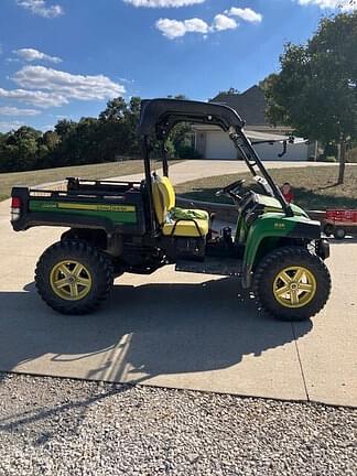 Image of John Deere Gator XUV 825i equipment image 1