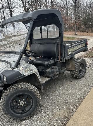 Image of John Deere Gator XUV 825i equipment image 2