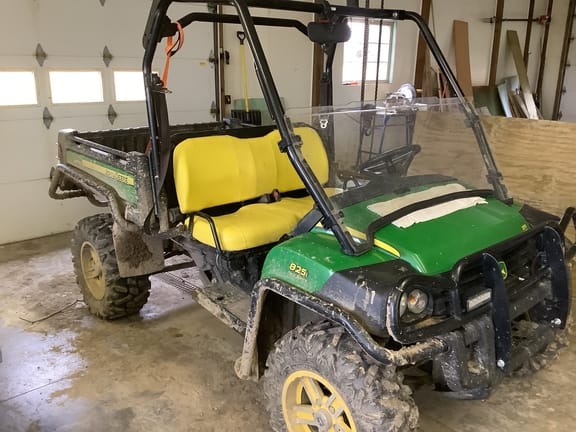 Main image John Deere Gator XUV 825i