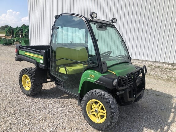 Main image John Deere Gator XUV 825i