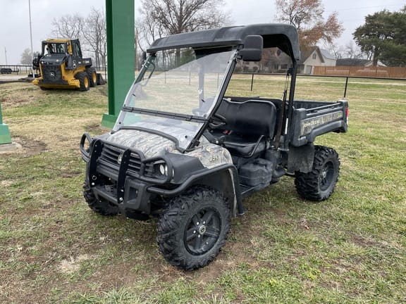 Main image John Deere Gator XUV 825i