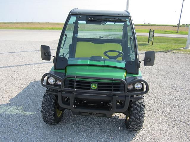 Image of John Deere Gator XUV 825i equipment image 2