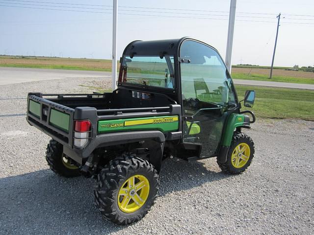 Image of John Deere Gator XUV 825i equipment image 3