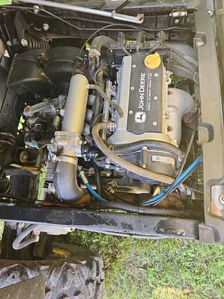 Image of John Deere Gator XUV 825i equipment image 2