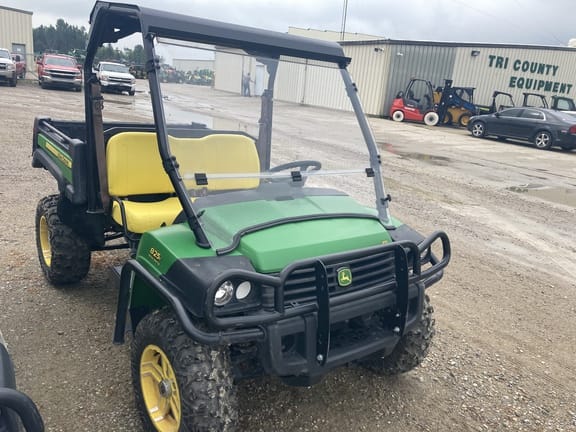 Main image John Deere Gator XUV 825i
