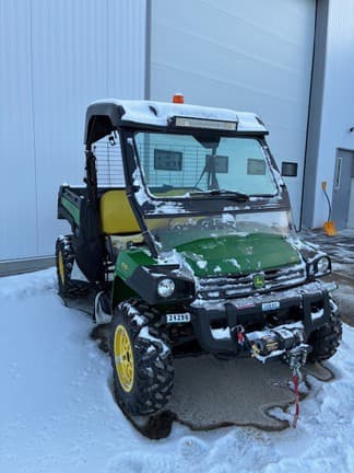 Image of John Deere Gator XUV 825i equipment image 1