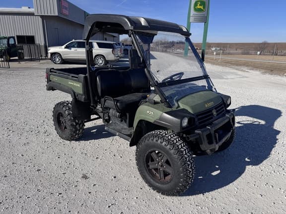 Image of John Deere Gator XUV 825i equipment image 4