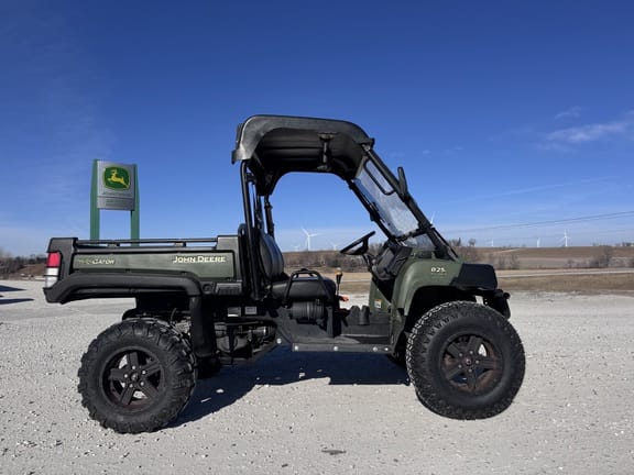 2017 John Deere Gator XUV 825i Equipment Image0