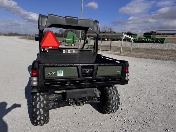 Image of John Deere Gator XUV 825i equipment image 1