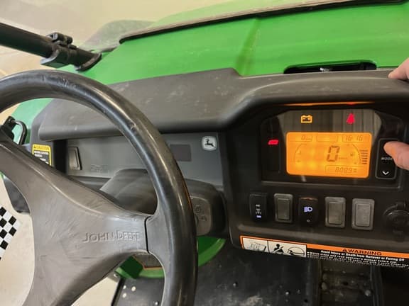 Image of John Deere Gator XUV 825i equipment image 3