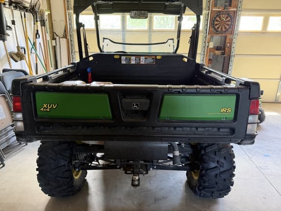 Image of John Deere XUV 825i equipment image 2
