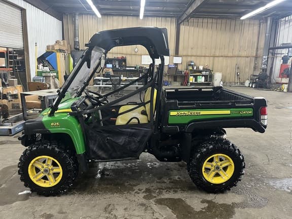 Image of John Deere Gator XUV 825i equipment image 3