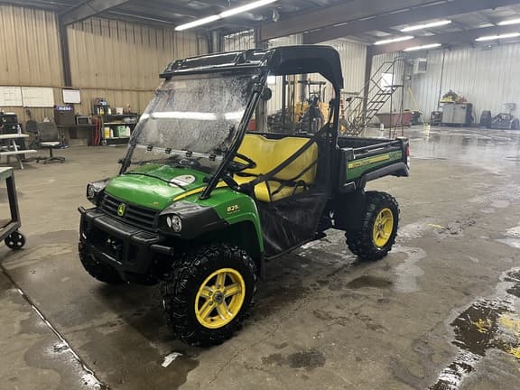 Image of John Deere Gator XUV 825i equipment image 2