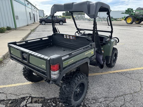 Image of John Deere Gator XUV 825i equipment image 4