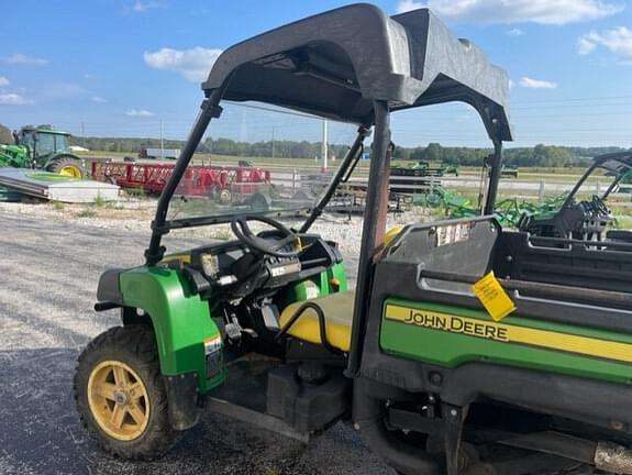 Image of John Deere Gator XUV 825i equipment image 4