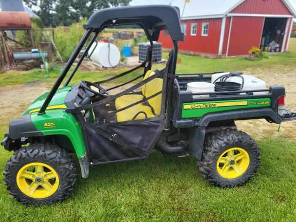 2017 John Deere Gator XUV 825i Equipment Image0