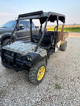 Image of John Deere Gator XUV 825i S4 equipment image 1