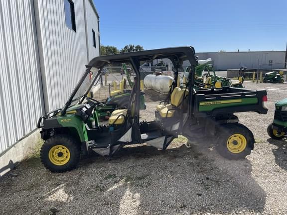 Image of John Deere Gator XUV 825i S4 Primary image