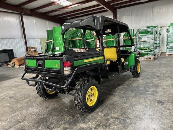 Image of John Deere Gator XUV 825i S4 equipment image 3