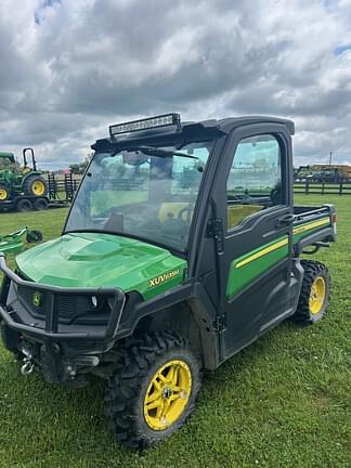 Image of John Deere XUV 835M Primary image