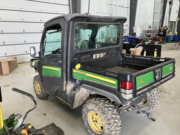 Image of John Deere XUV 835M equipment image 2