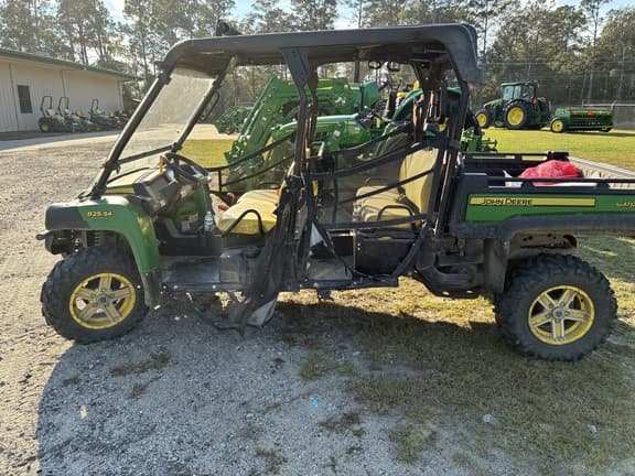 Image of John Deere Gator XUV 825i S4 equipment image 2