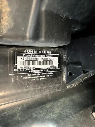 Image of John Deere XUV 835R equipment image 1