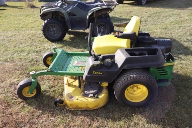 Image of John Deere Z535M equipment image 3