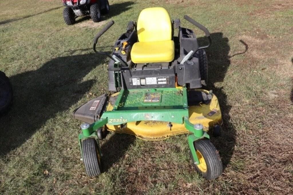2017 John Deere Z535M Image