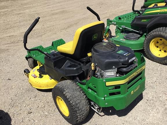 Image of John Deere Z335E equipment image 3