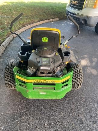 Image of John Deere Z335E equipment image 2
