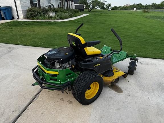 Image of John Deere Z335E equipment image 4