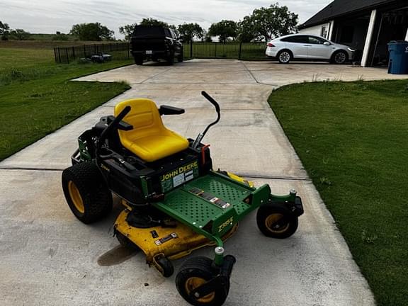 Image of John Deere Z335E equipment image 3