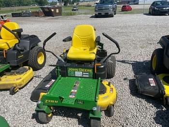 2017 John Deere Z335M Equipment Image0